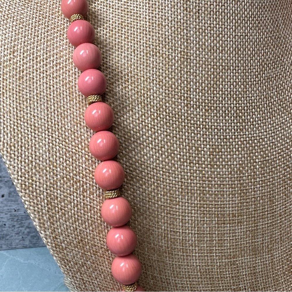 Vintage Les Bernard Coral Pink and Gold Beaded Long Necklace - Picture 2 of 6